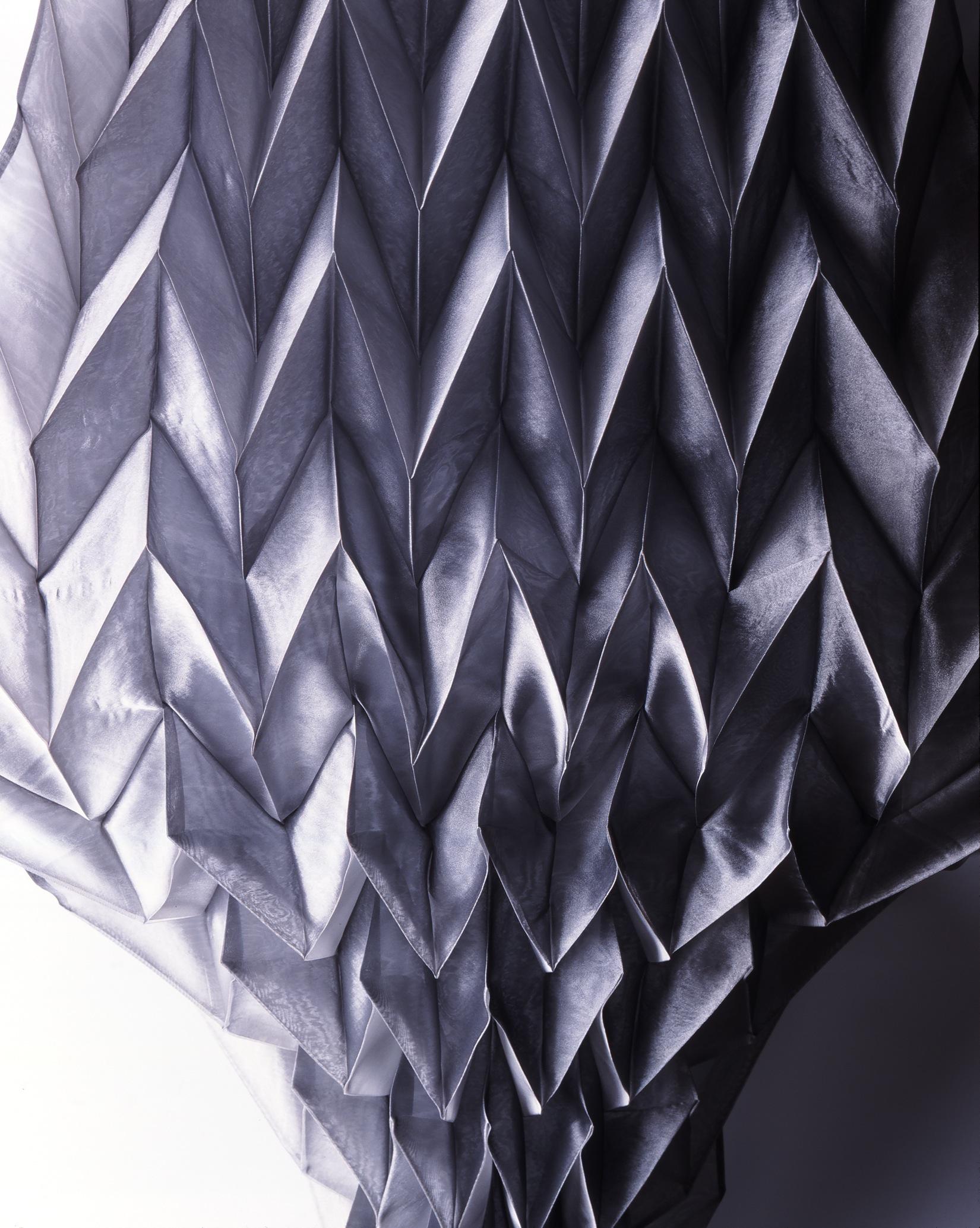 NUNO ORIGAMI Pleats