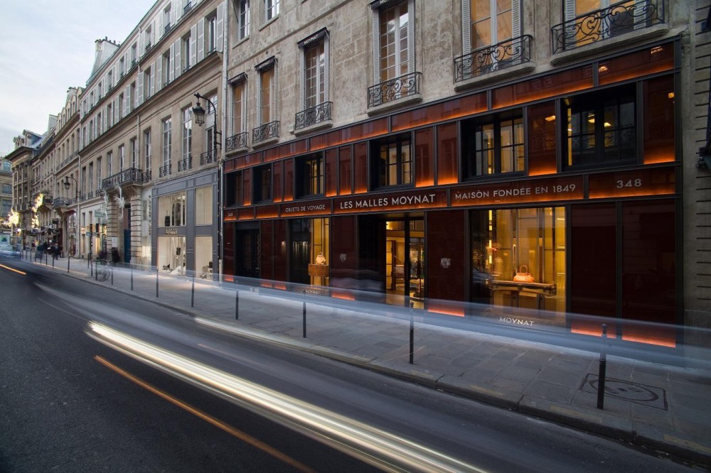 MOYNAT PARIS